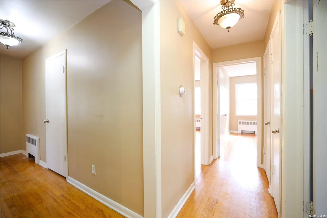 Photo of 75 Underhill Road