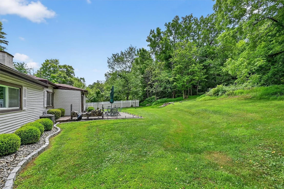 Photo of 299 Riley Road