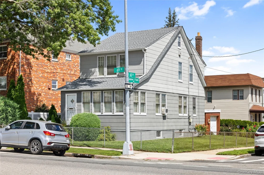 Photo of 6045 69th Street