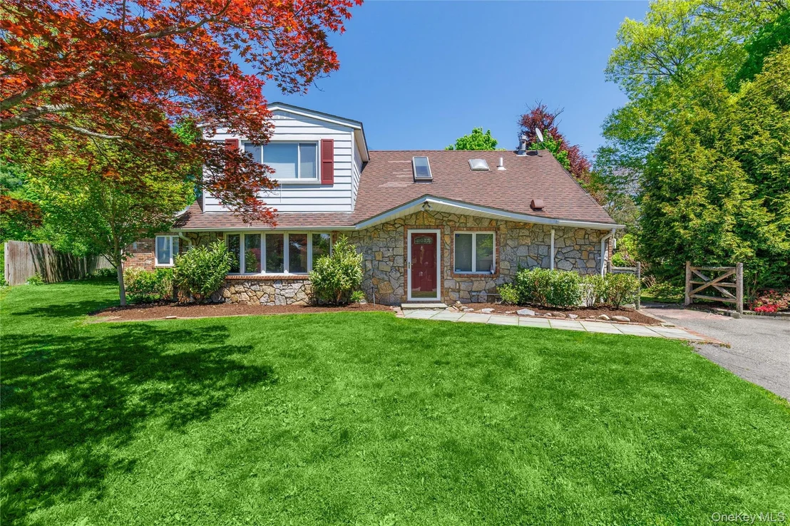 Photo of 10 BELL Place