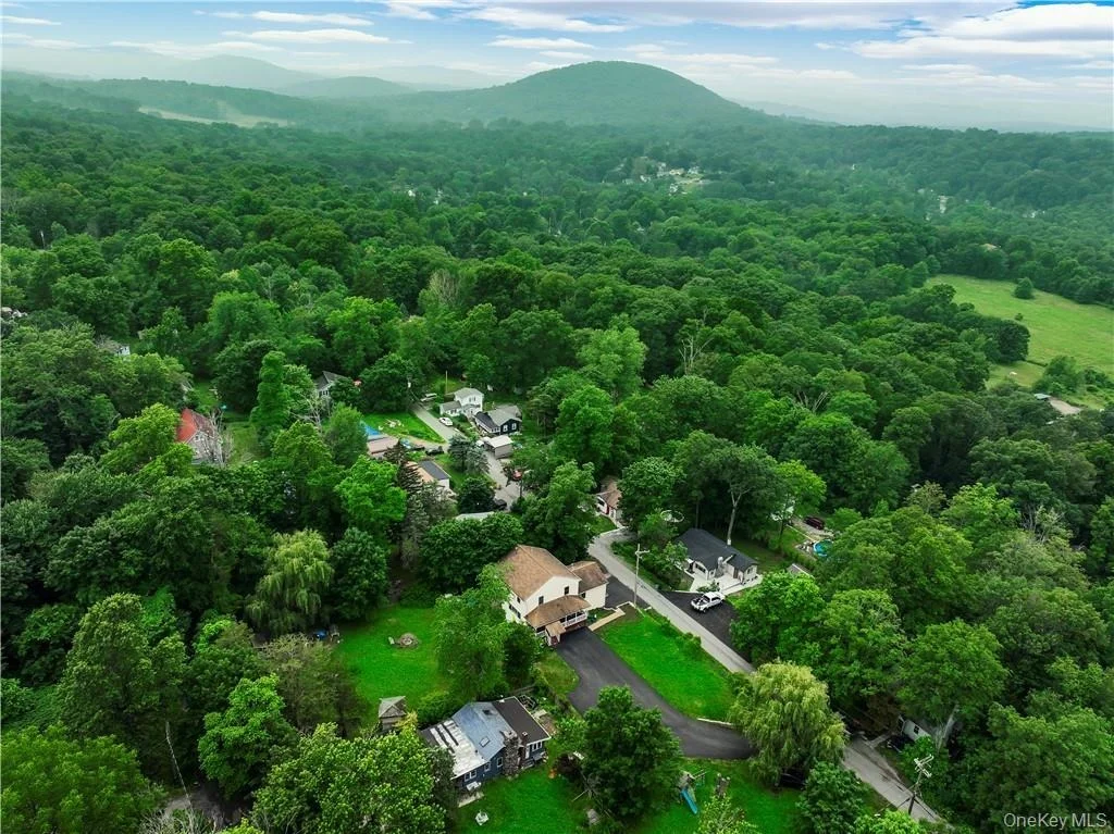 Photo of 27 Cedar Trail
