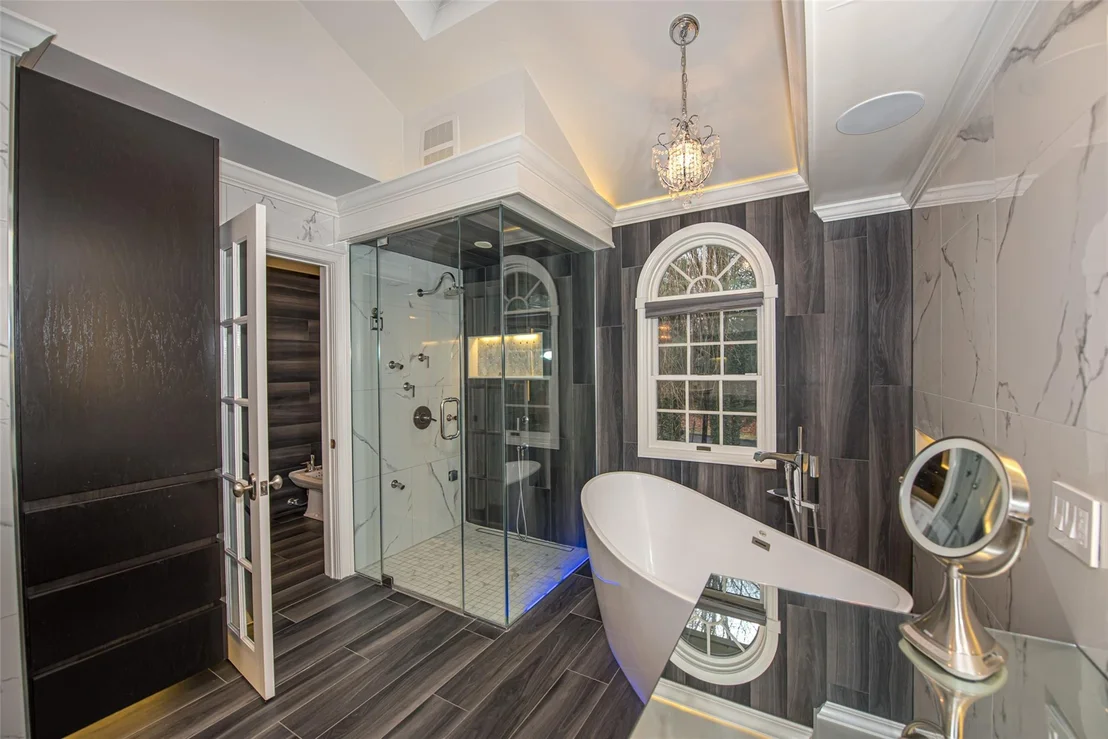 Photo of 205 Laurel Lane