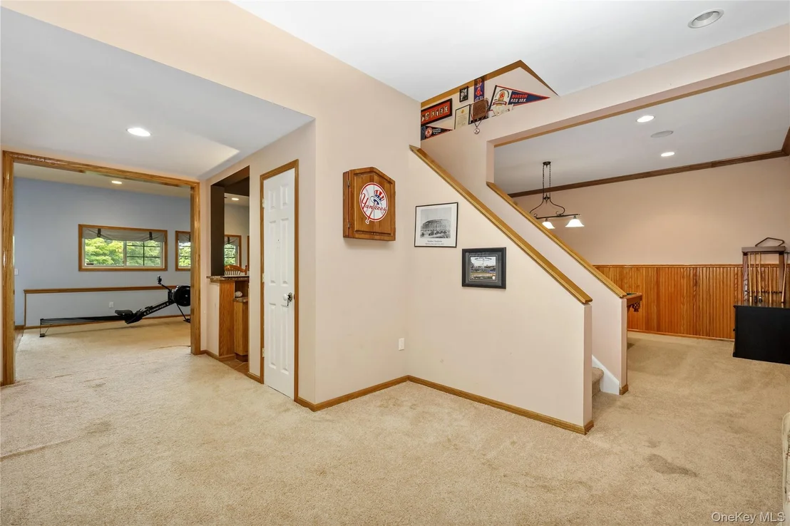 Photo of 20 Parkview Circle
