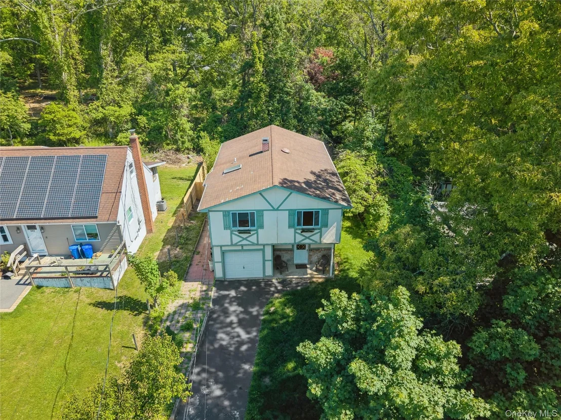 Photo of 244 Lakeside Trail