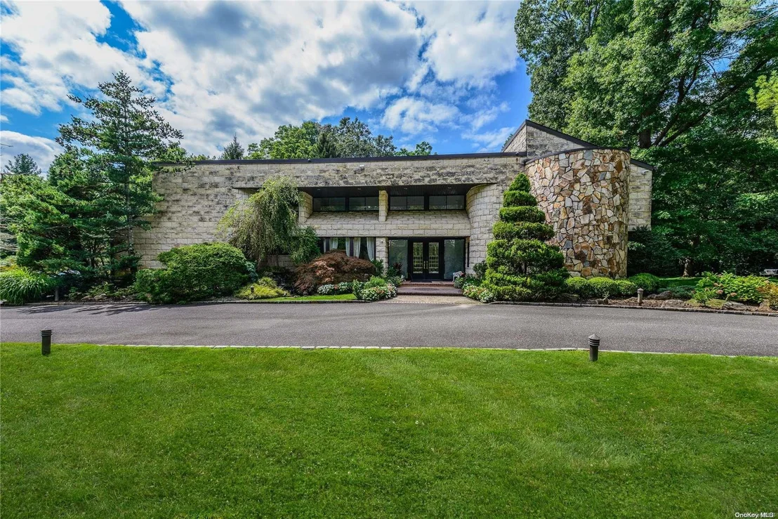 Photo of 4 Summerwind Drive
