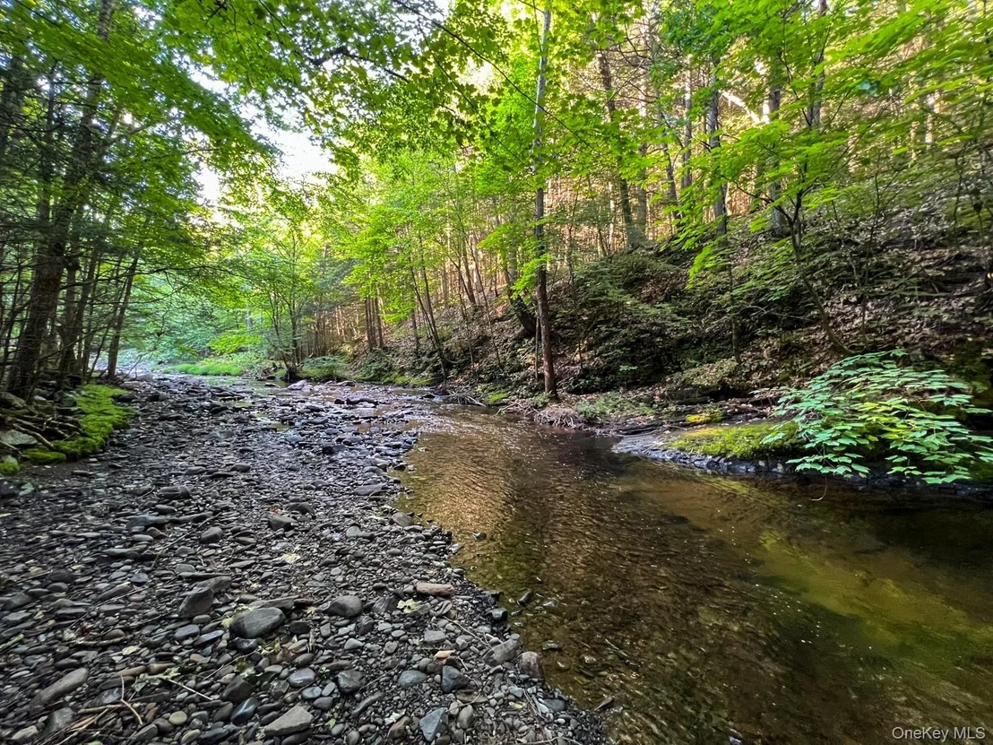 Photo of 210 Cherrytown Road