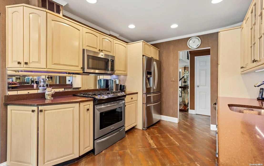 Photo of 34 Voorhis Drive