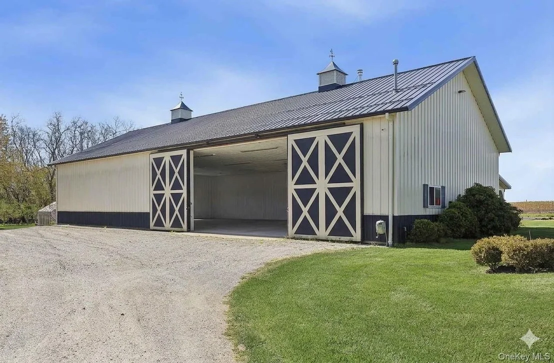 Photo of 46975 Main Road