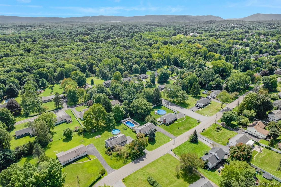 Photo of 103 Edgehill Drive