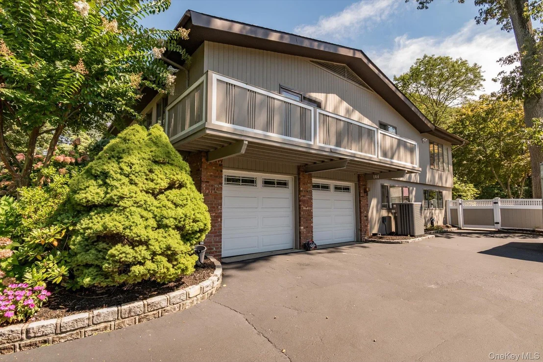 Photo of 17 Treeview Drive