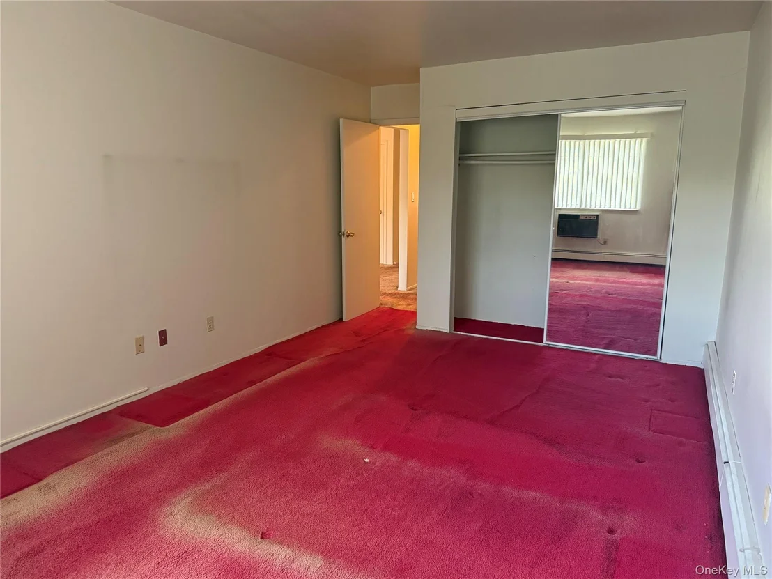 Photo of Unit 7D4 at 1840 Crompond Road