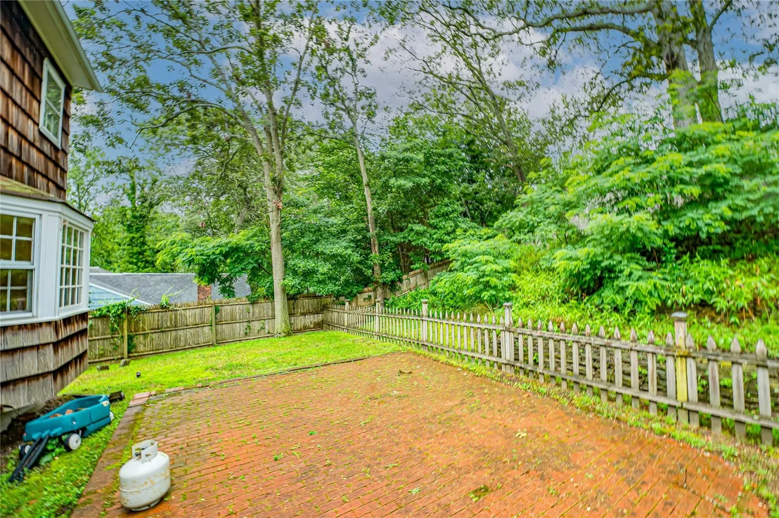 Photo of 10 Valentine Road