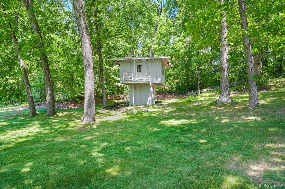 Photo of 21 Vail Road