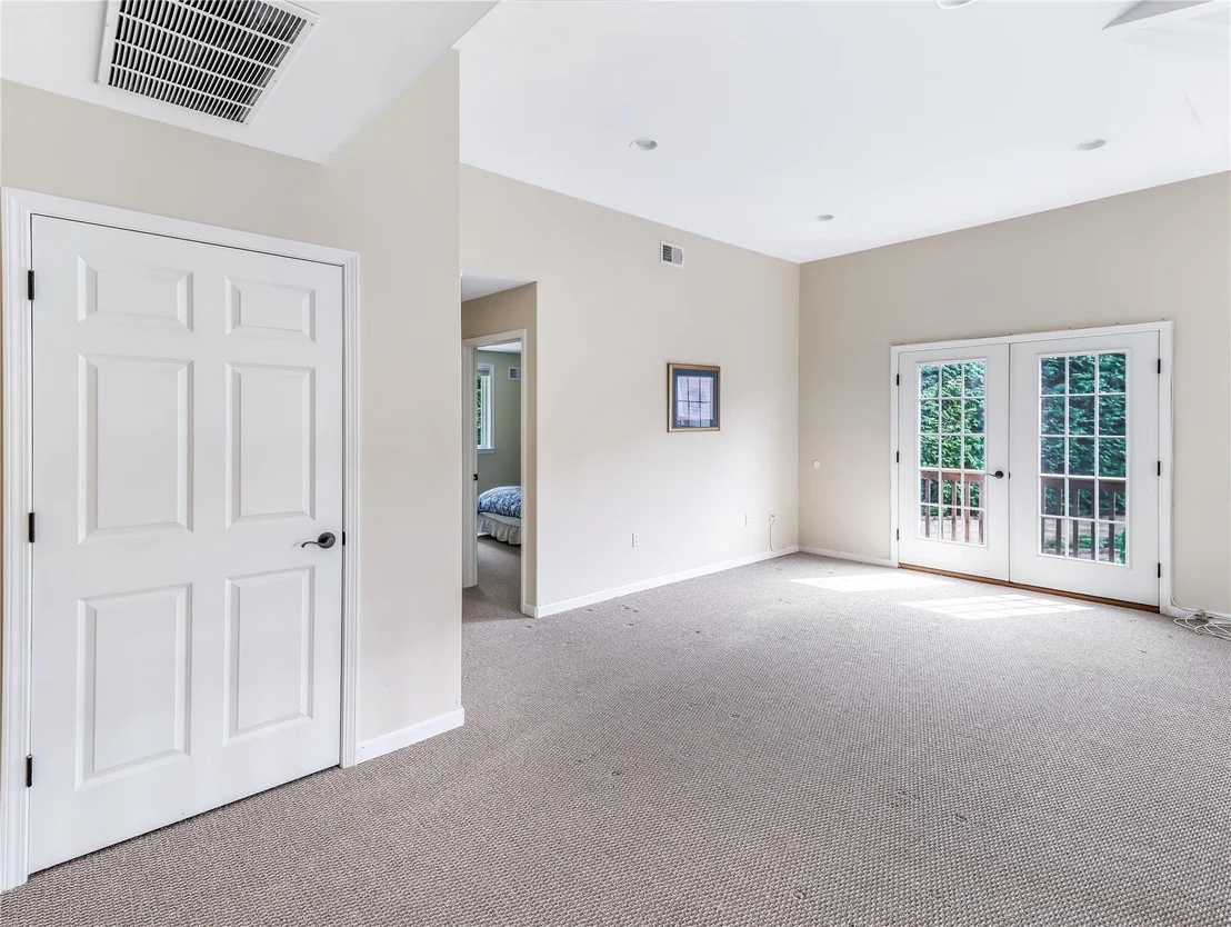 Photo of 38 Avner Lane
