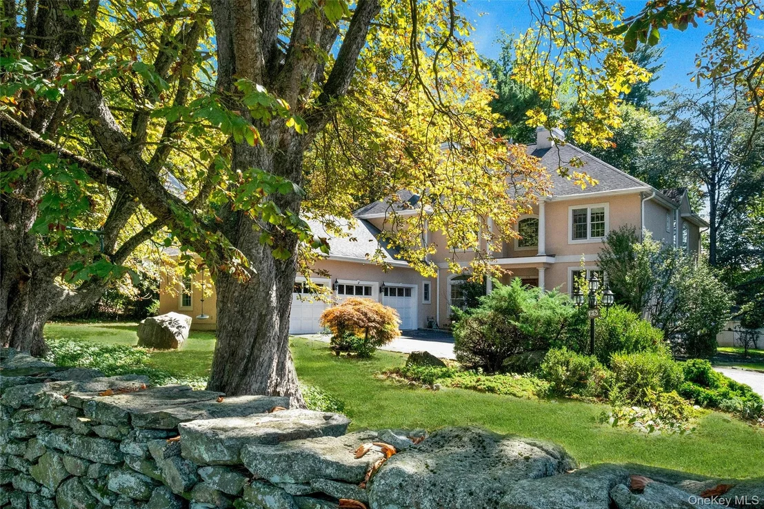Photo of 25 Riverview Road