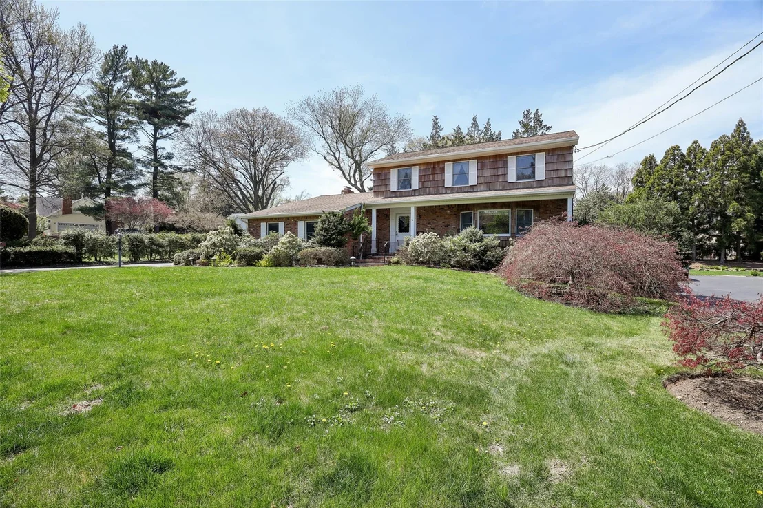 Photo of 54 Robbins Drive