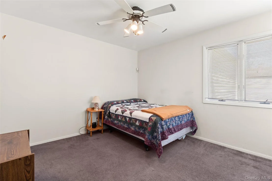 Photo of 1643 Pine Acres Boulevard