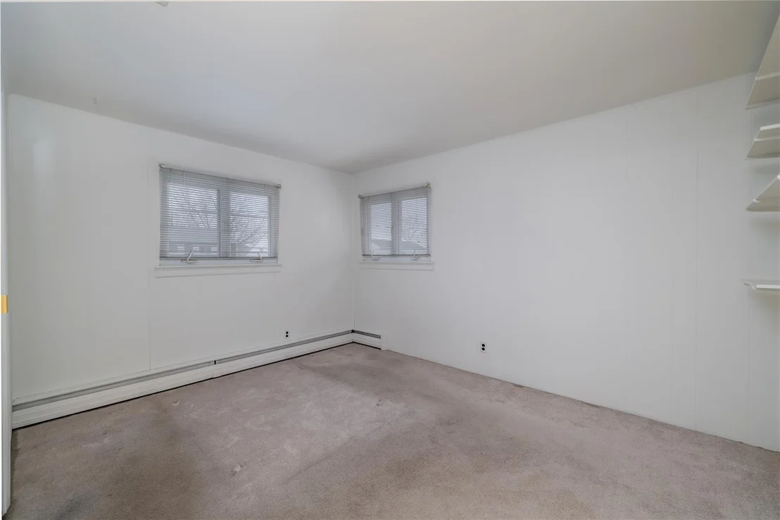 Photo of 264 Branch Avenue