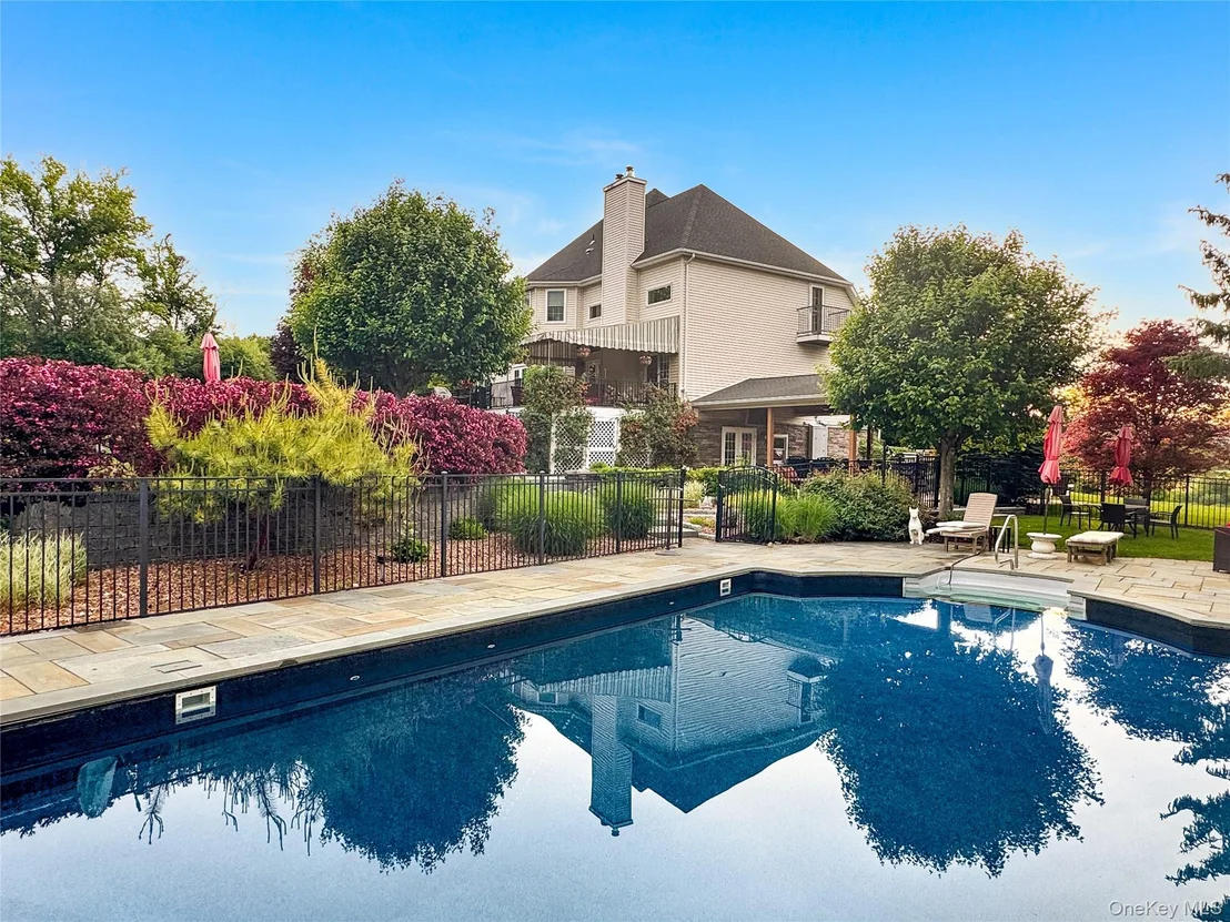 Photo of 5 Madonna Drive