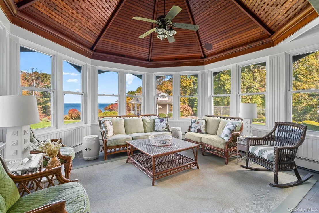 Photo of 697 Short Beach Road