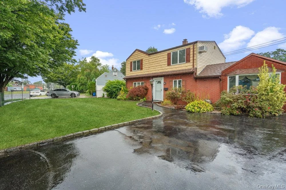 Photo of 20 carnation Road