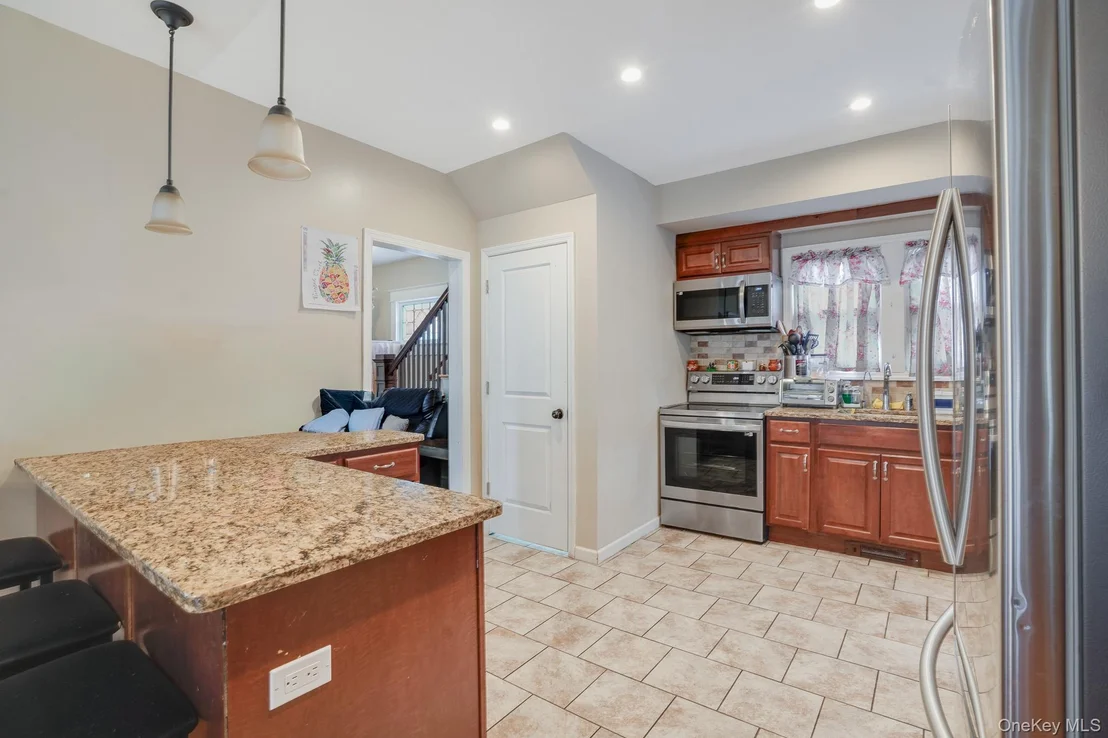 Photo of 609 Washington Street