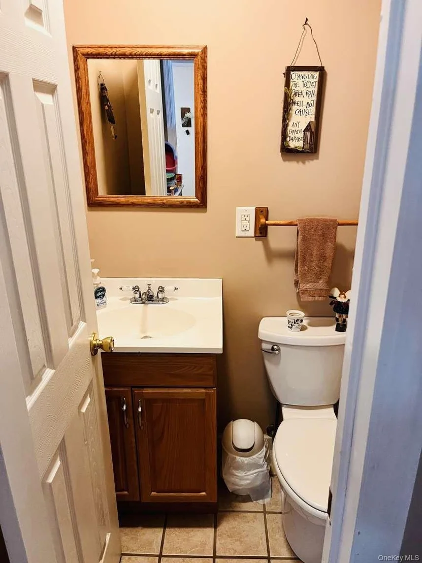 Photo of 20 Neversink Drive