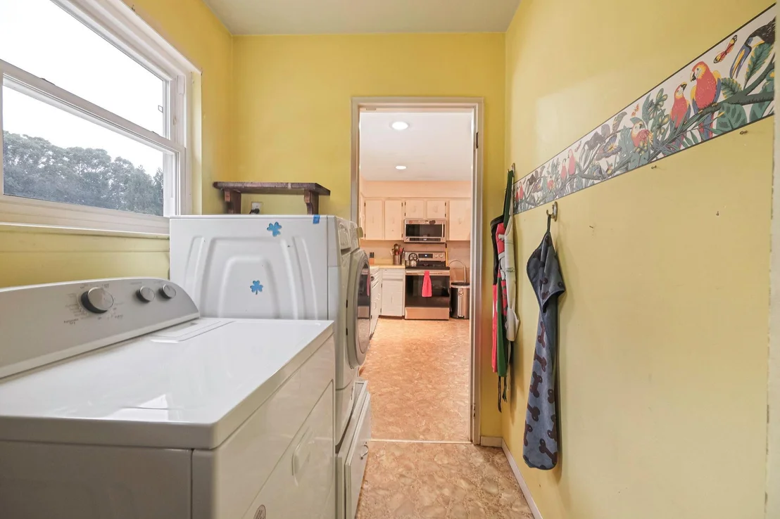 Photo of 8 Peconic Lane