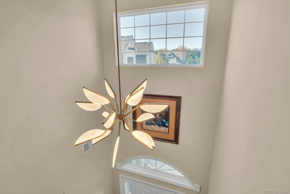 Photo of 420 Stonecrop Road