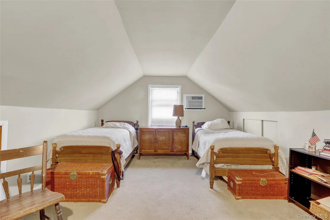 Photo of 60 Elizabeth Drive