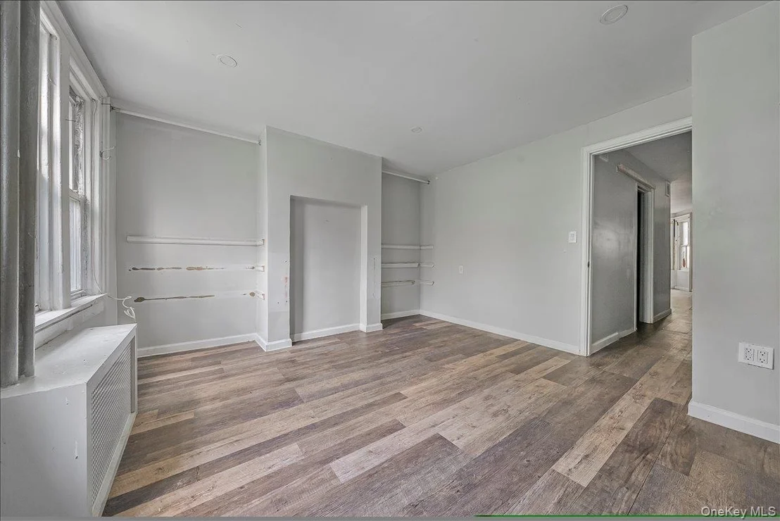 Photo of 339 E 140th Street