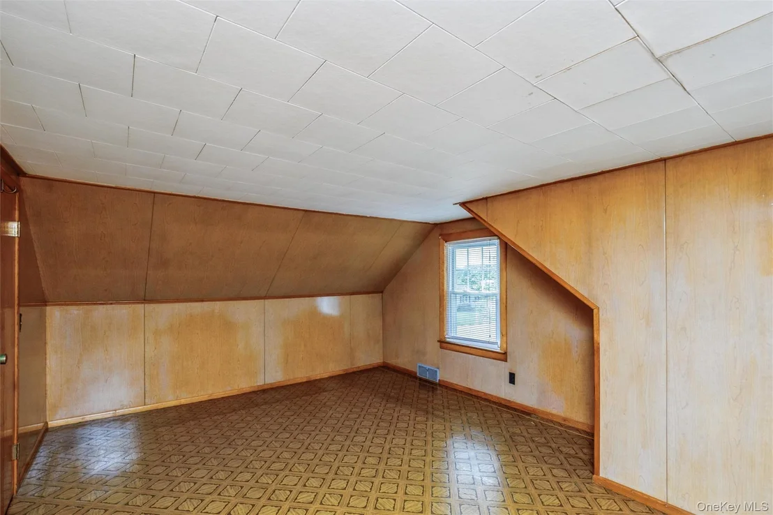 Photo of 10 Laurel Road