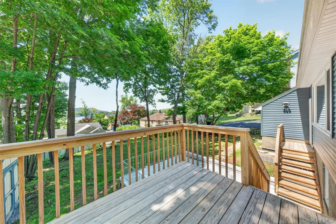 Photo of 333 Oak Drive