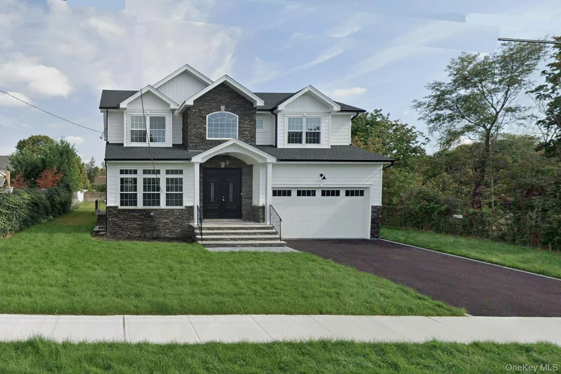 Photo of 255 Maple Avenue