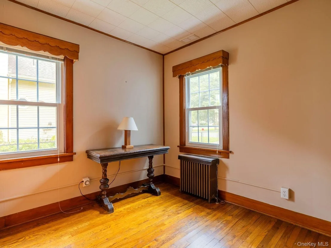Photo of 34 Tillson Road