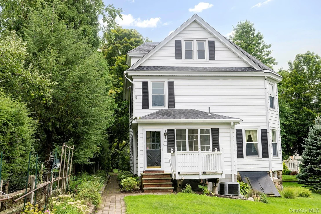 Photo of 3315 Franklin Avenue