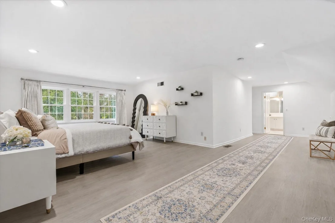 Photo of 38 Brevoort Lane