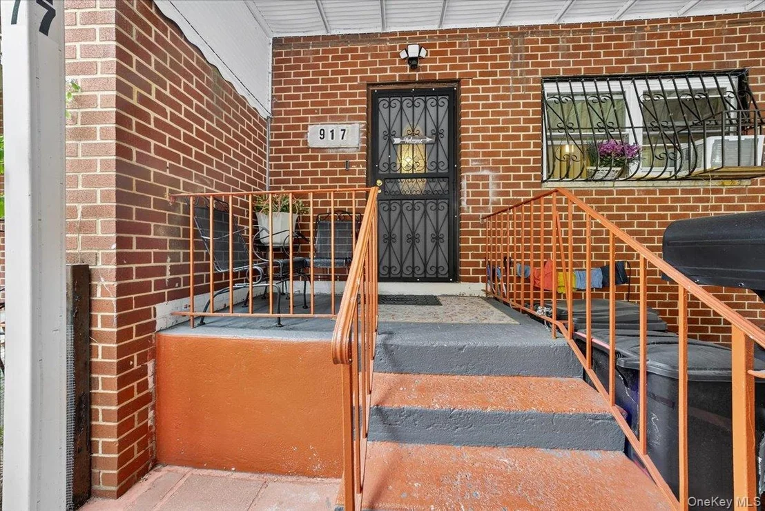 Photo of 917 Fox Street