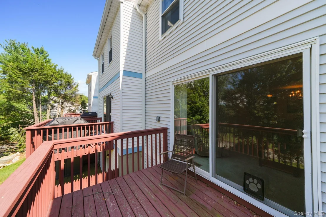 Photo of 105 Williamsburg Drive
