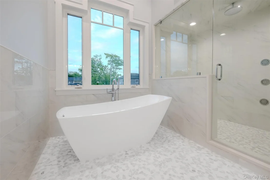 Photo of 72 Grandview Drive