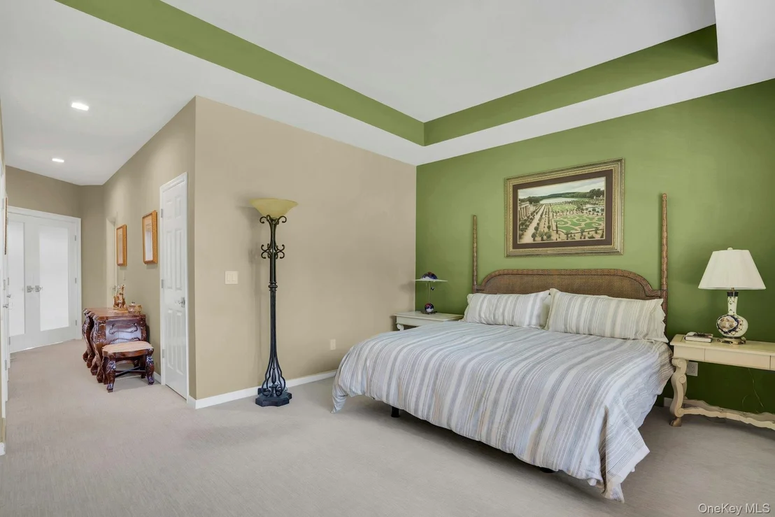 Photo of 420 Stonecrop Road