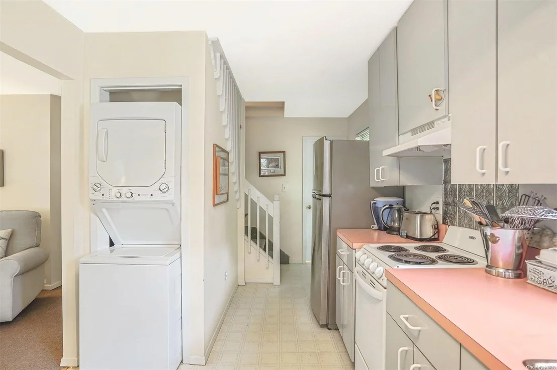 Photo of 31 Hickory Road