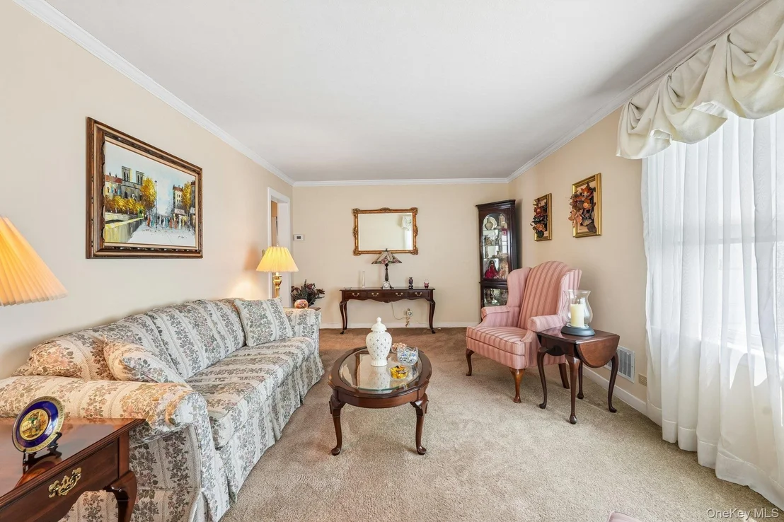 Photo of 105 Hildreth Place