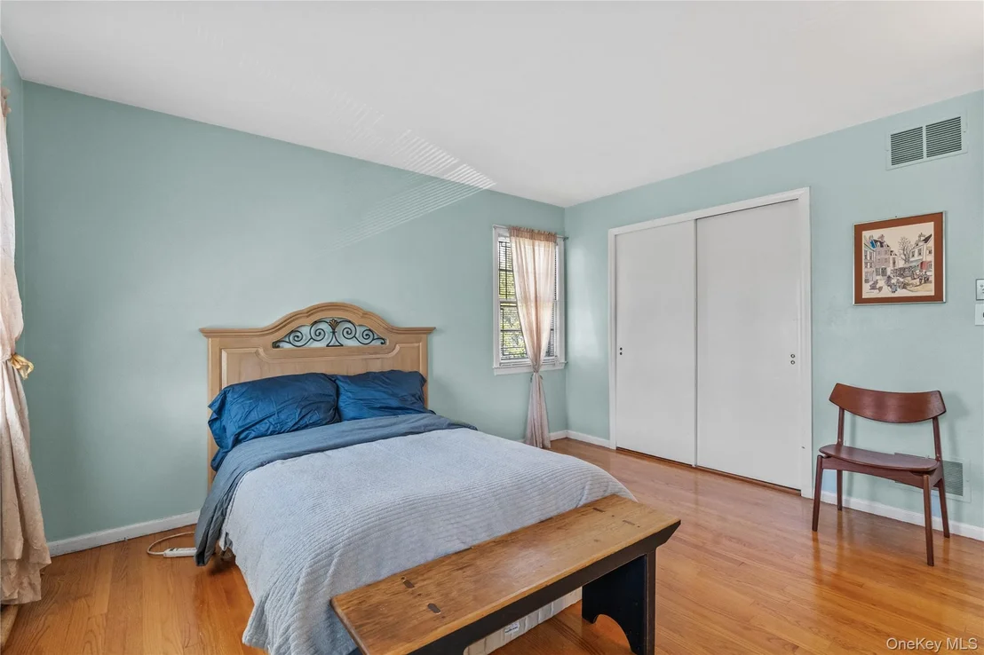 Photo of 18 Devon Road