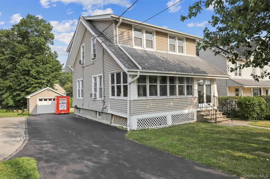 Photo of 609 Ridge Street