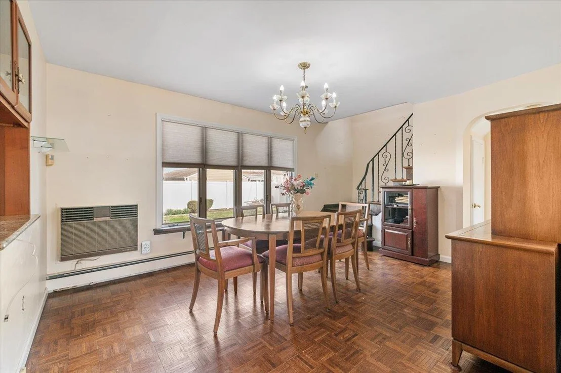 Photo of 7 Cheshire Road