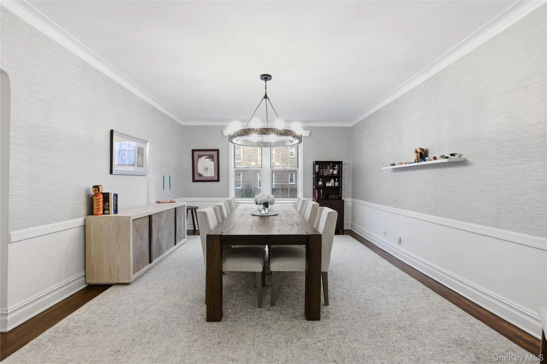 Photo of Unit 2A at 25 Parkview Avenue