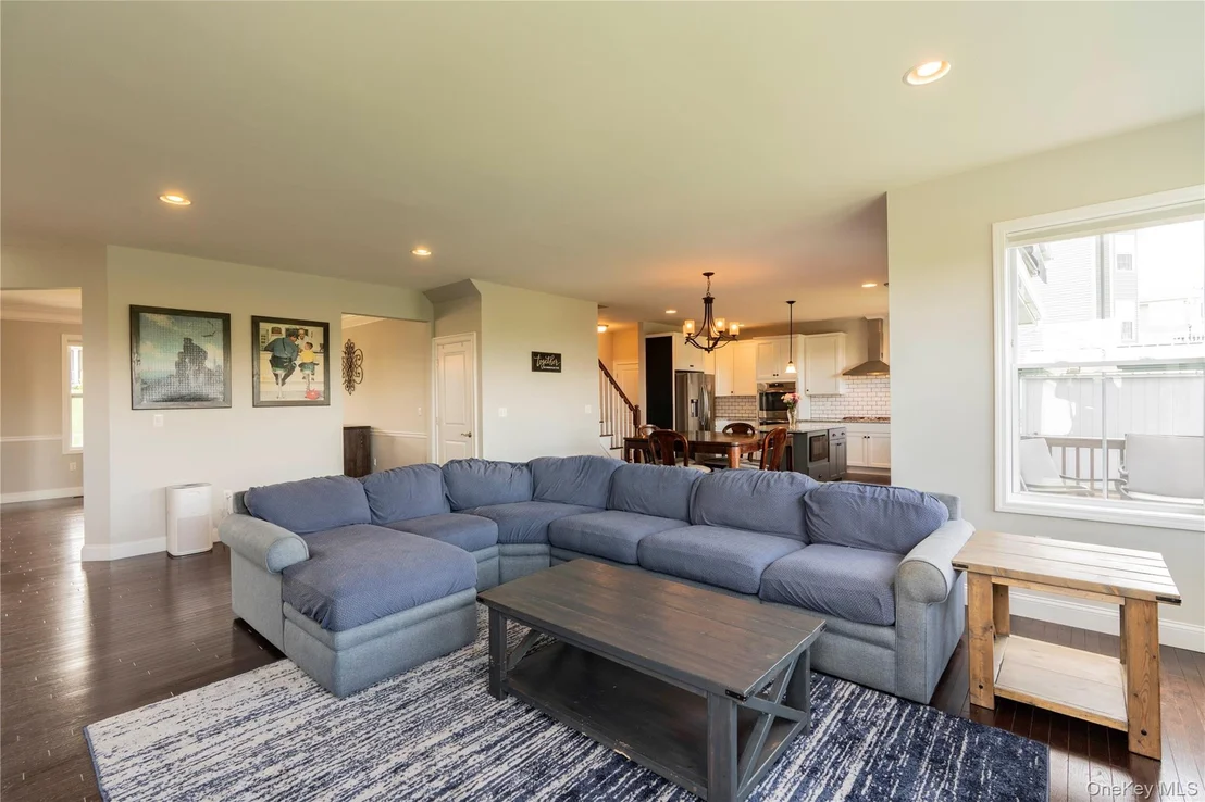 Photo of 58 Ridgeline Drive