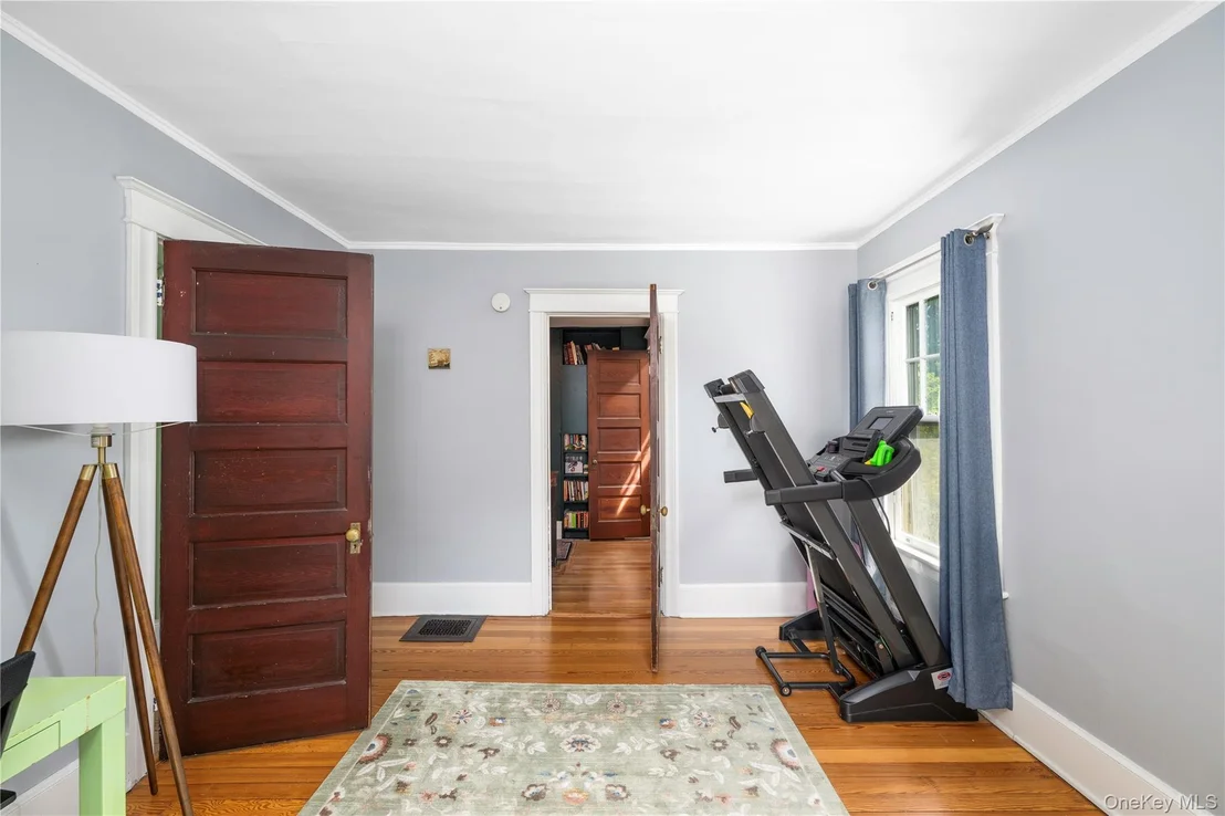 Photo of 21 Barnard Avenue