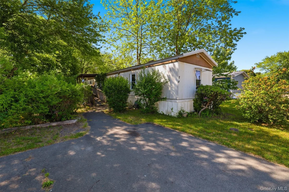 Photo of 2 Daisy Drive